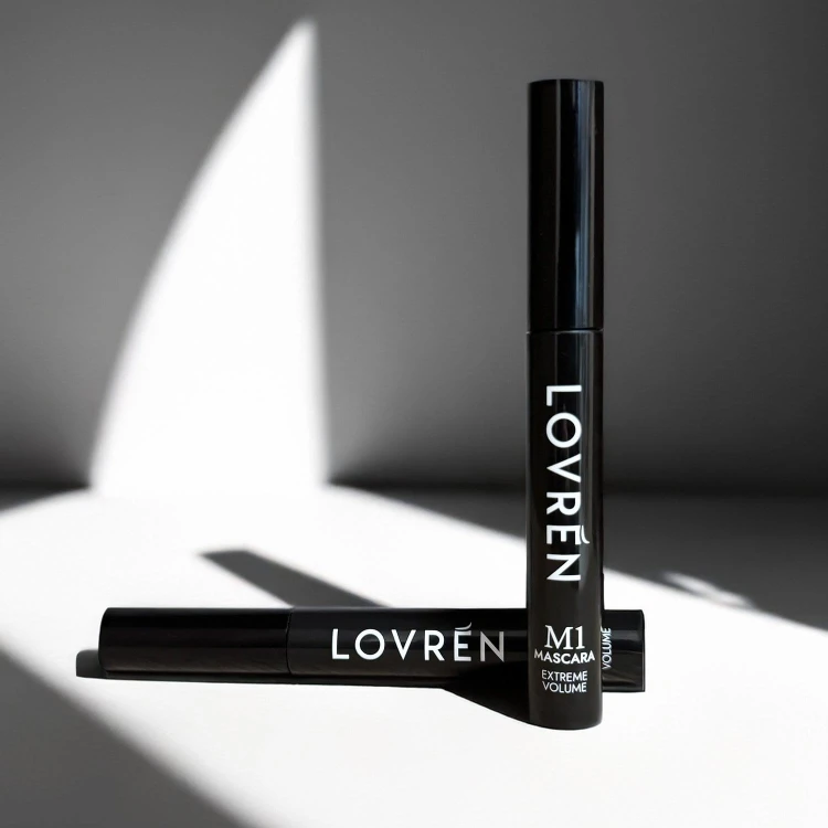 Lovrén odżywczy i ochronny tusz do rzęs z woskiem pszczelim efekt super objętości Mascara M1 Extra Volumne, 10 ml
